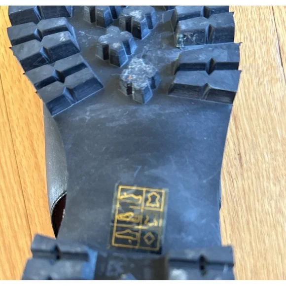 Jeffrey Campbell Great Moments Cut-Out Ankle Black Leather Booties - Picture 10 of 11